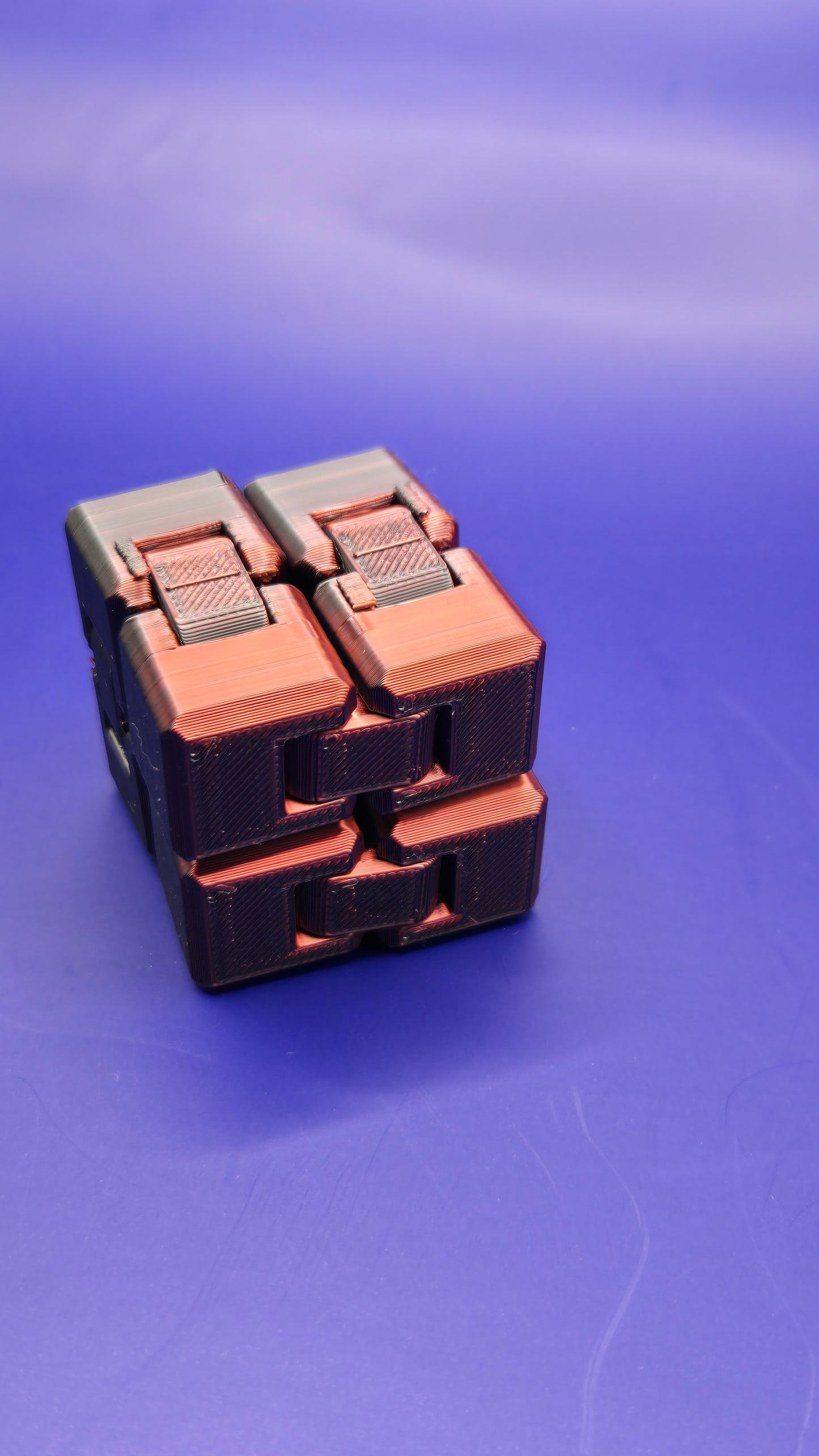 Linked Squares Fidget Toy - Black and Red Mix