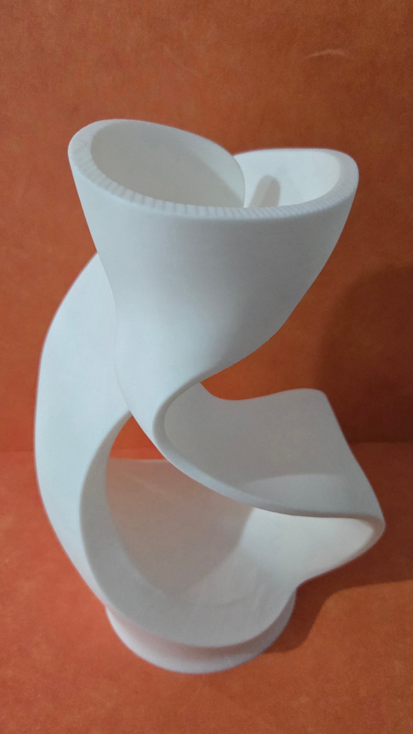 Design Art Sculpture - White