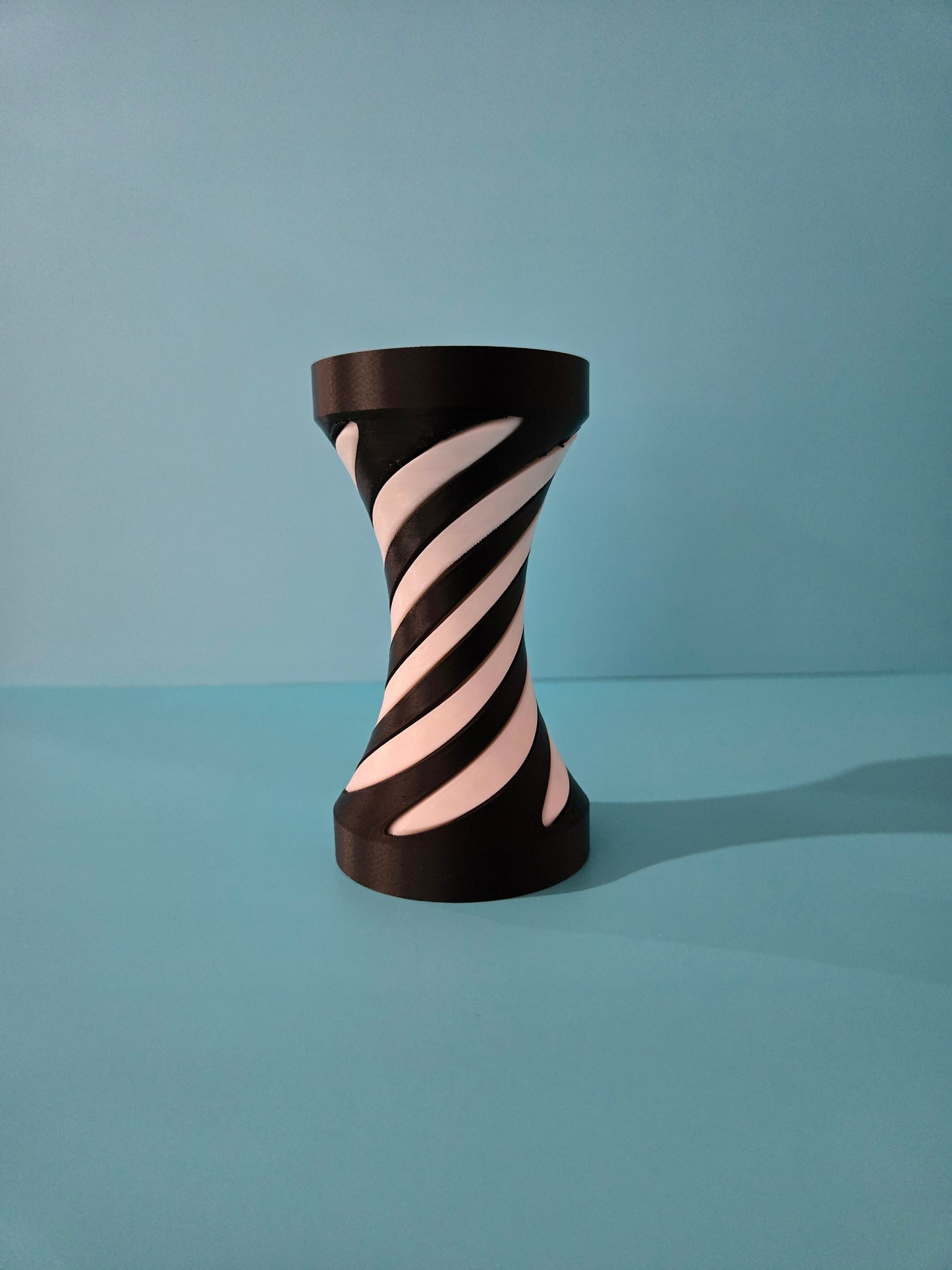 Passthrough Fidget Toy - Black and White